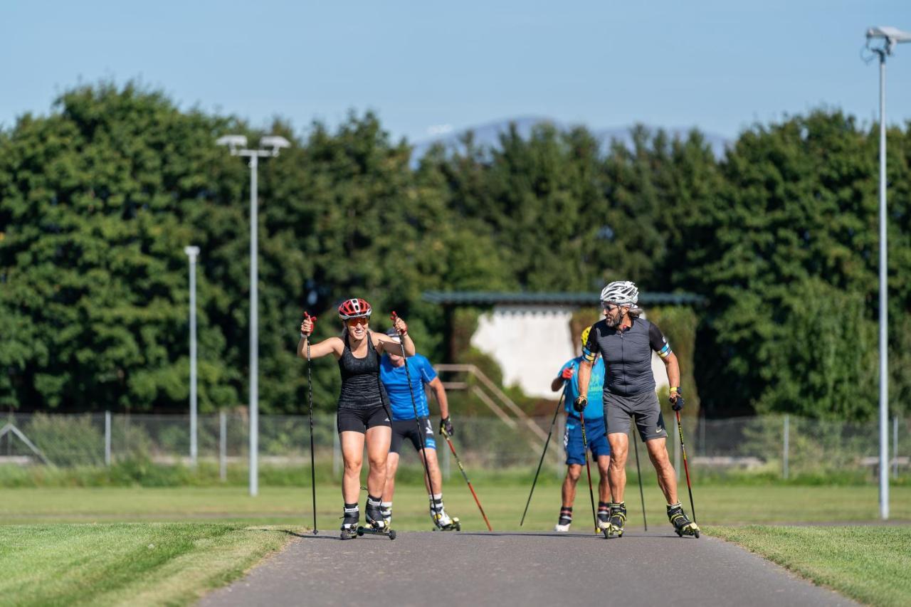 Camping Sportzentrum Zeltweg - A Silent Alternative 외부 사진