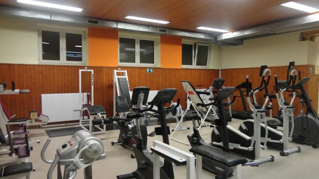 Camping Sportzentrum Zeltweg - A Silent Alternative 외부 사진